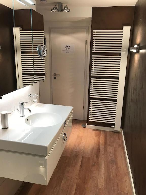 Exclusive Fewo In Warnemuende, 150M To The Beach, 2 Bathrooms, 2 Bedrooms, Sauna, Wifi And Much More. Rostock Zewnętrze zdjęcie